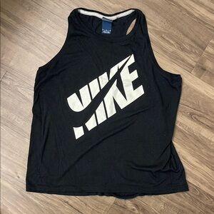 Nike tank